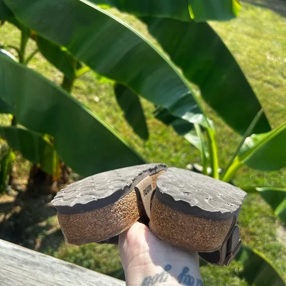 Birkenstock Womens Gizeh Sandel - Brown, Womens Size 38(7.5-8) - Picture 11 of 12